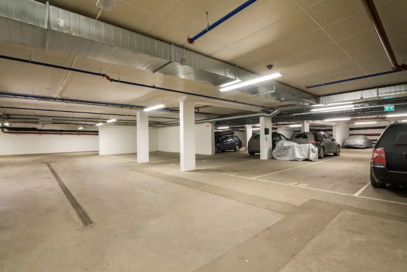 StayPlus Modern Apt Rooftop Terrace