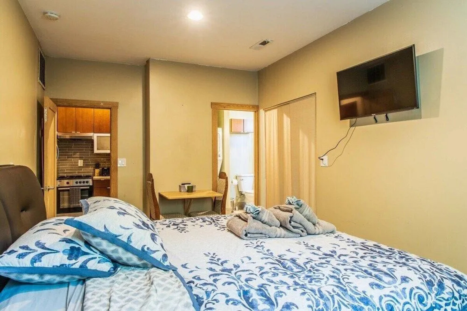 Cozy Fremont Studio With King Bed