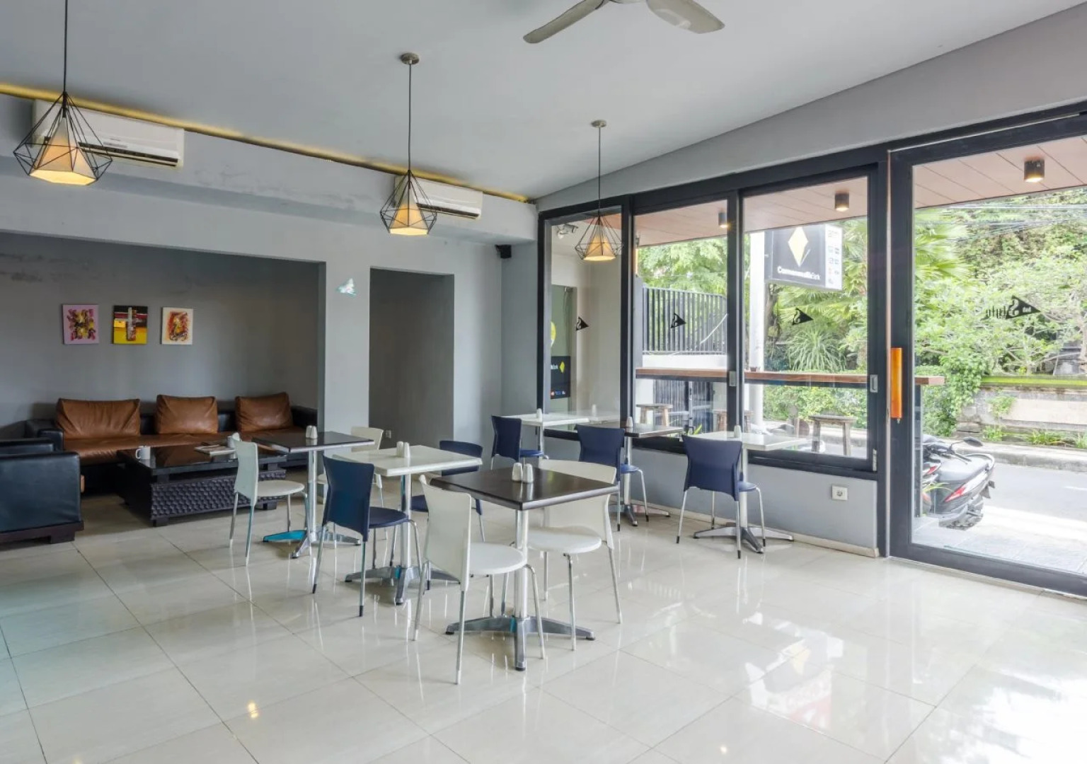 OYO 2854 COZY B&B Seminyak