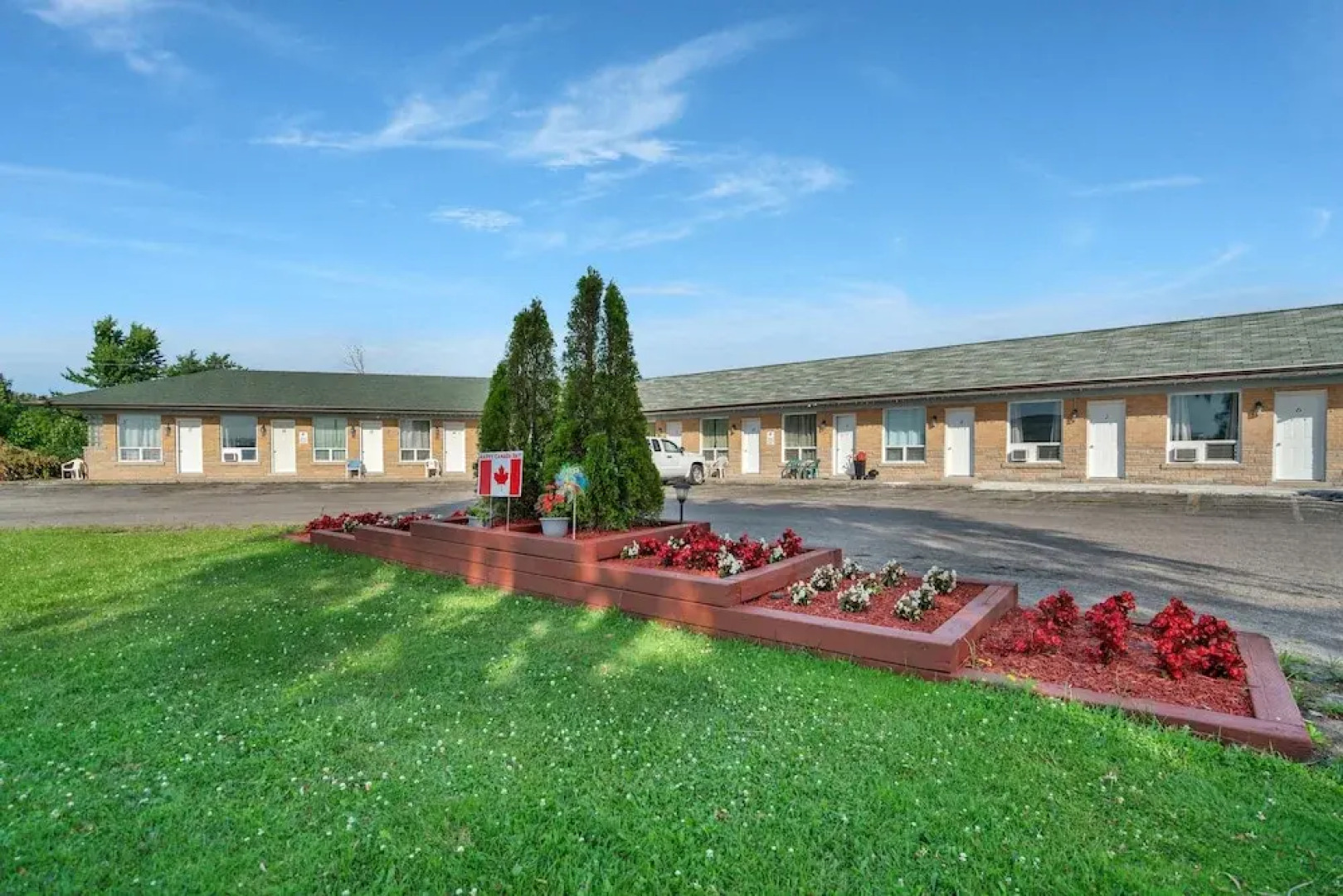 Hotel Port Colborne ON