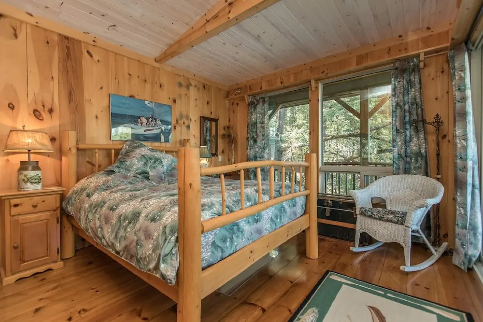 Sunset Dreams A Lovely 4 bed 3 bath family cottage on Lake Rosseau