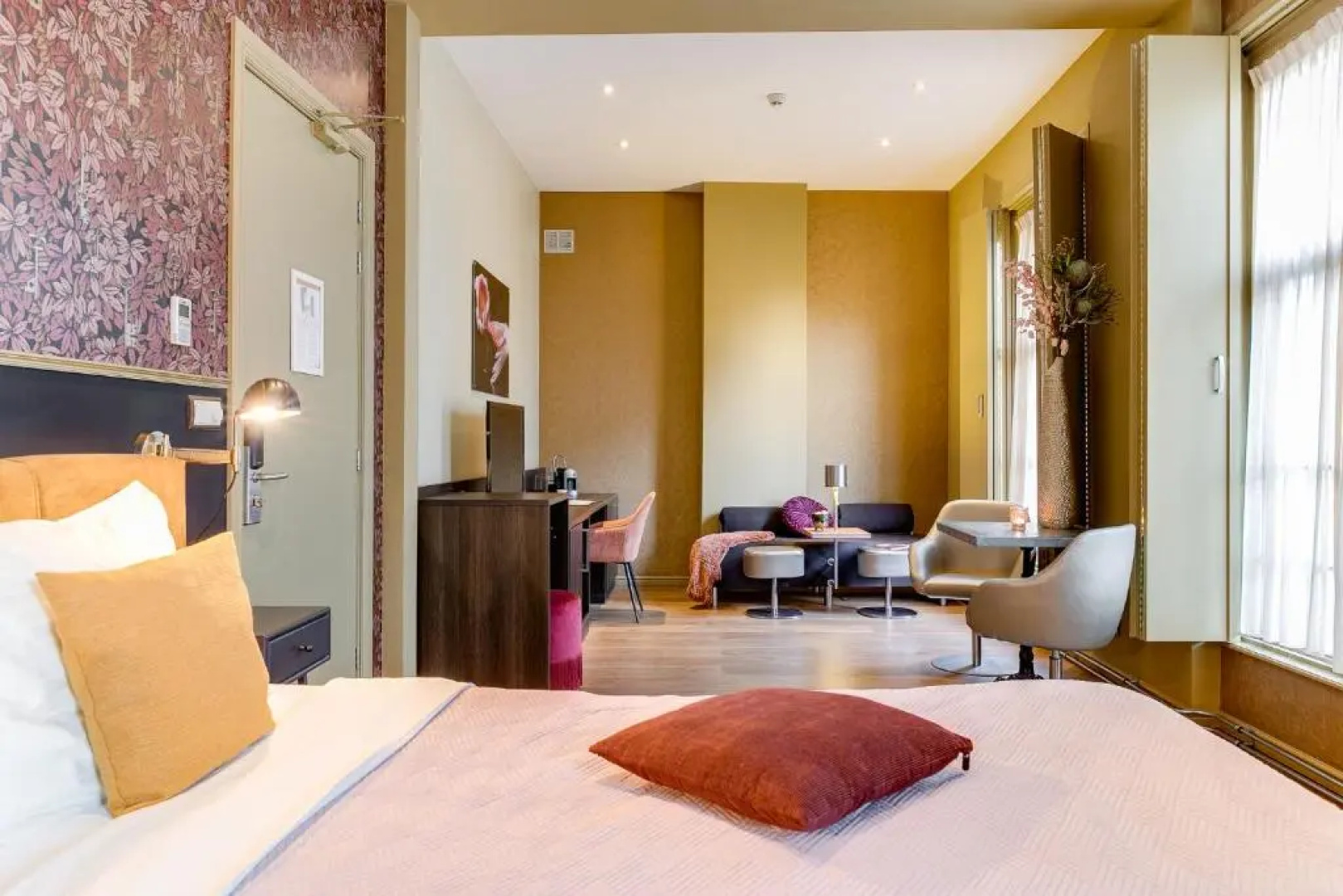 Brasss Hotel Suites