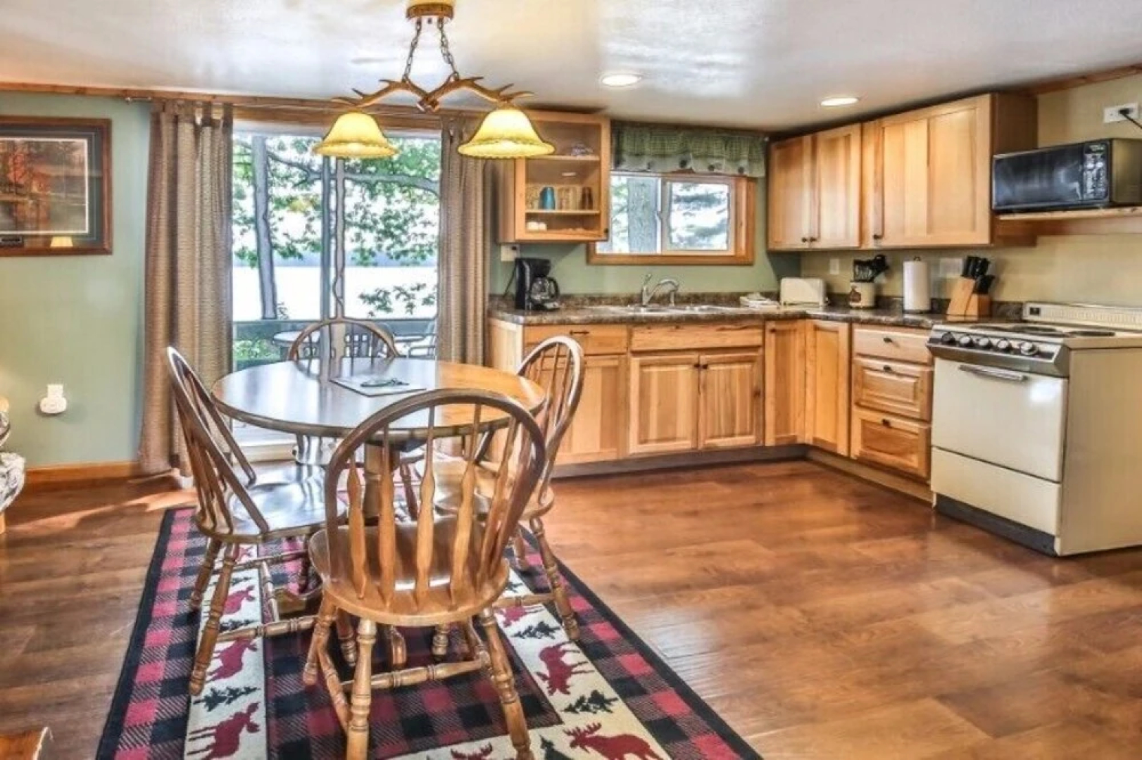 Paton Road 2 - 2 Br Cottage