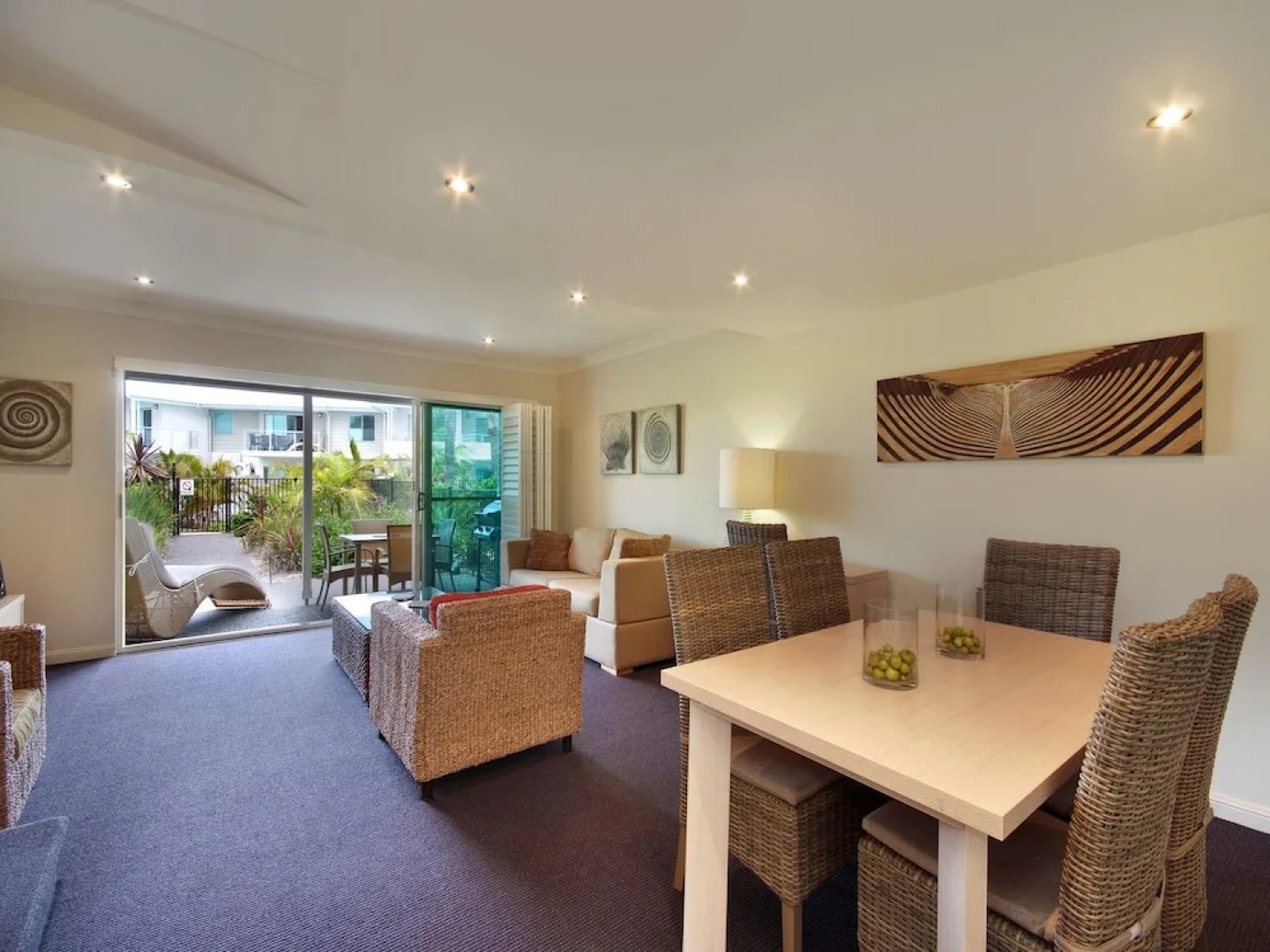 Pacific Blue Townhouse,  358/265 Sandy Point Road