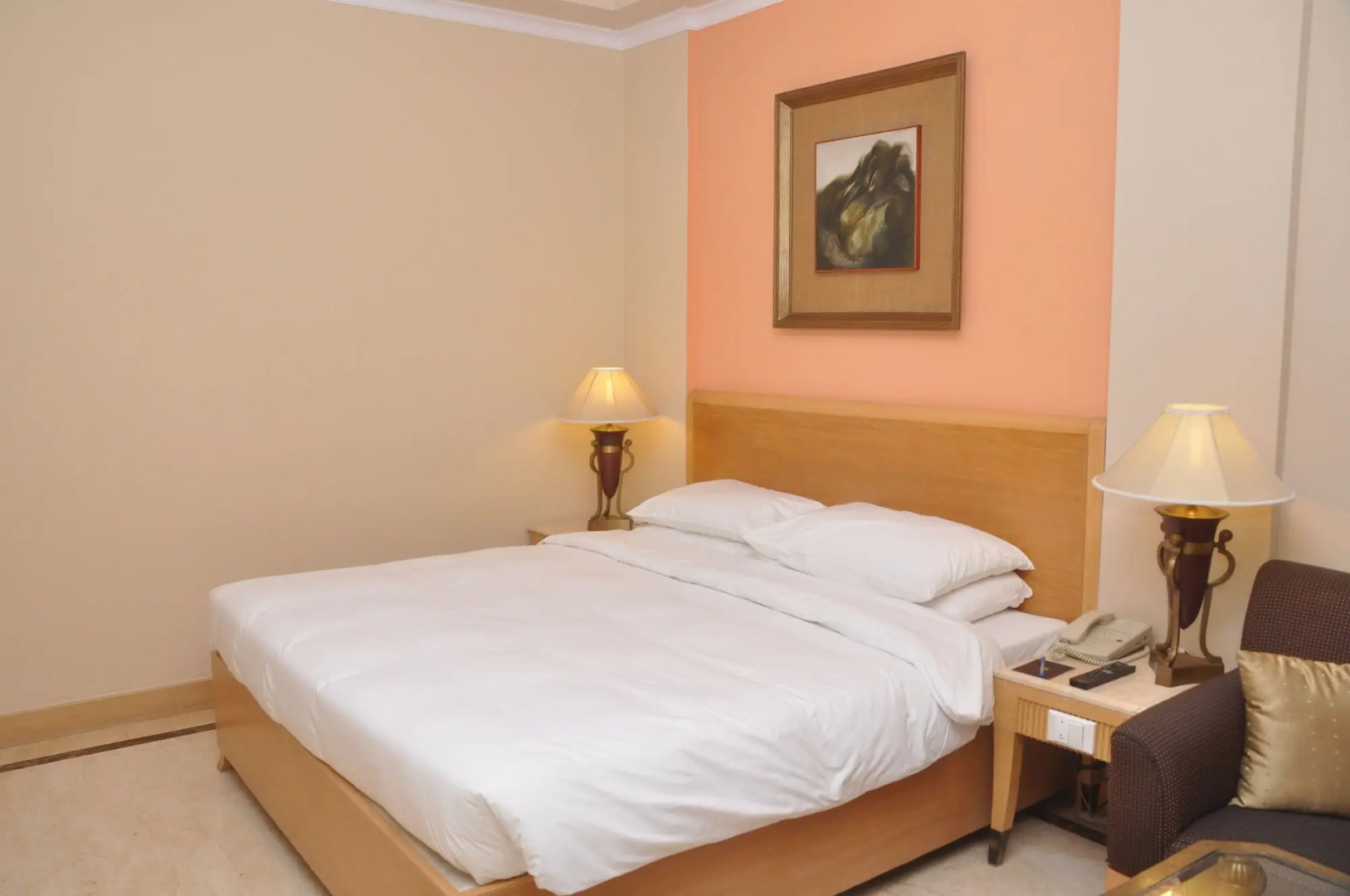 The Hans Hotel New Delhi