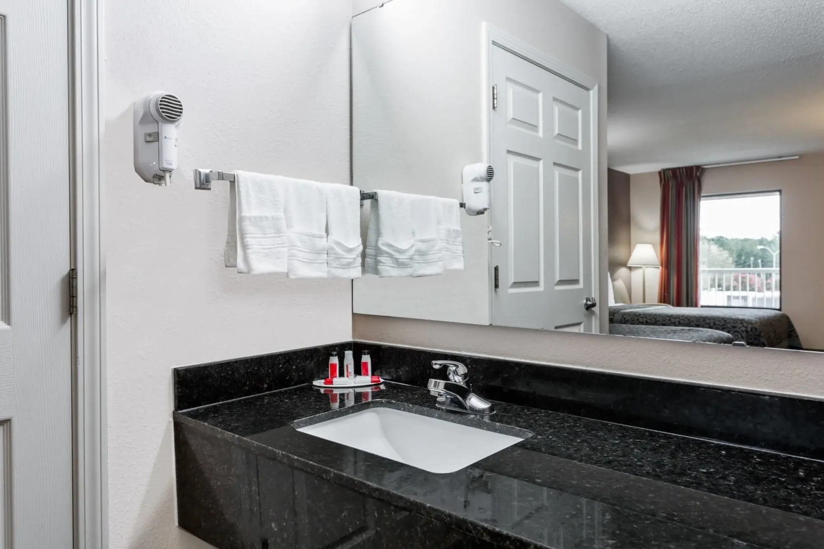 Days Inn By Wyndham Lugoff