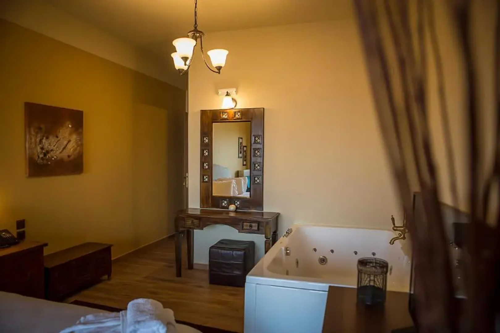 Pandion Boutique Hotel & Suites