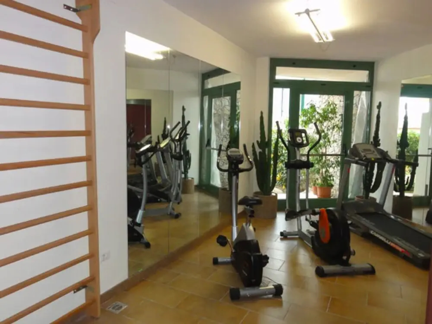Residence Dei Fiori Pietra Ligure Two-room Apartment 5 People Comfort