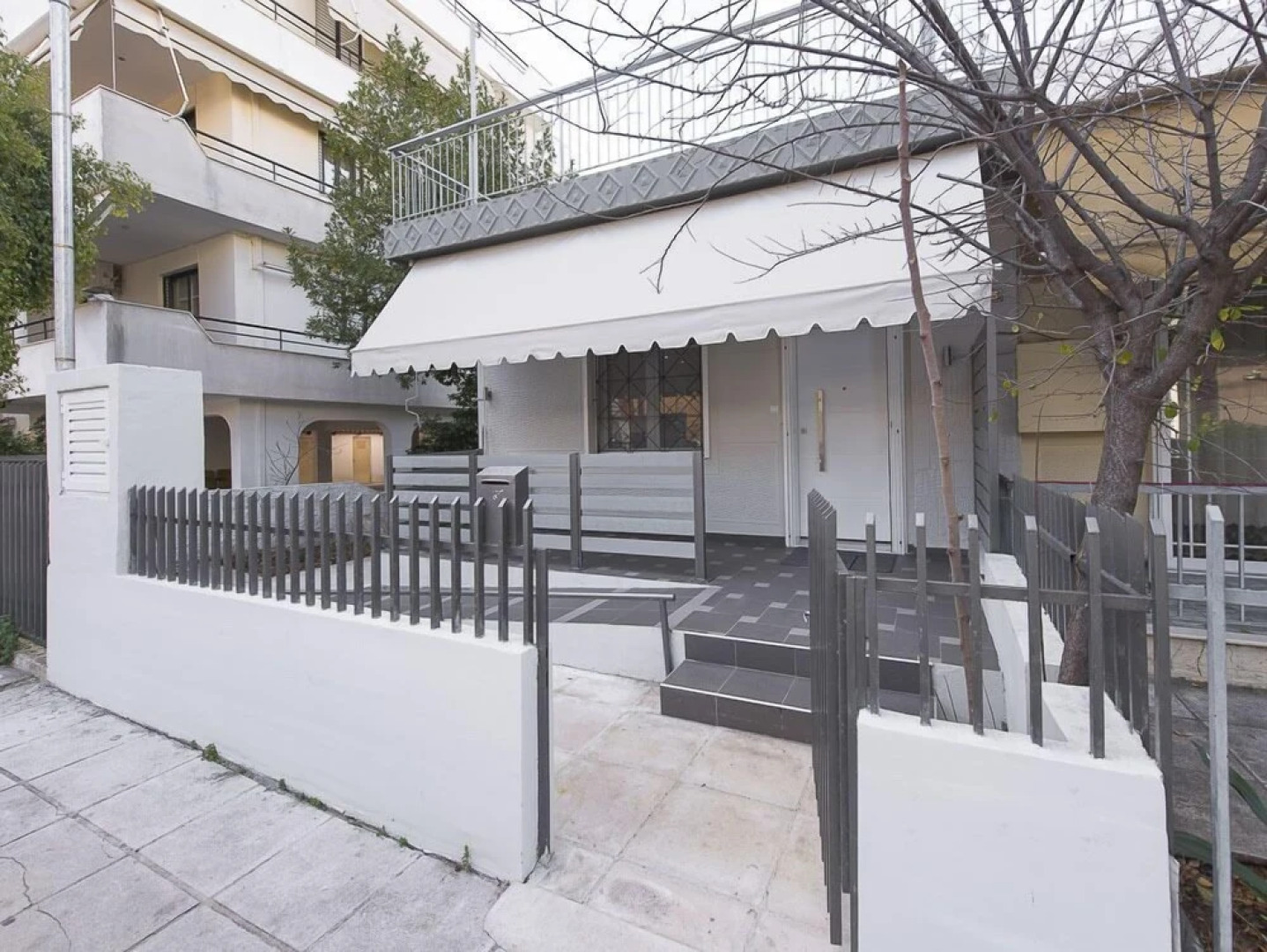 Modern Detached House