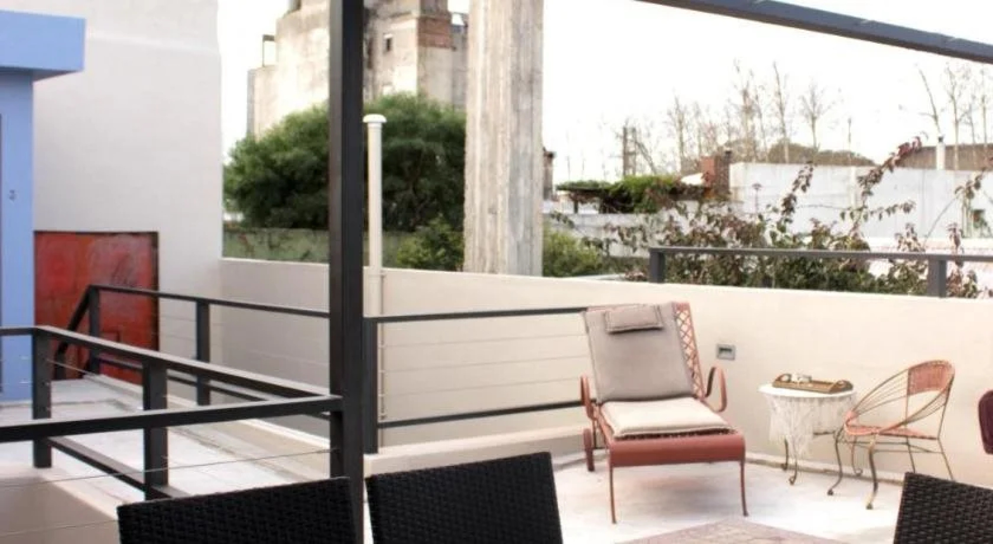 Remus-Art Hostel