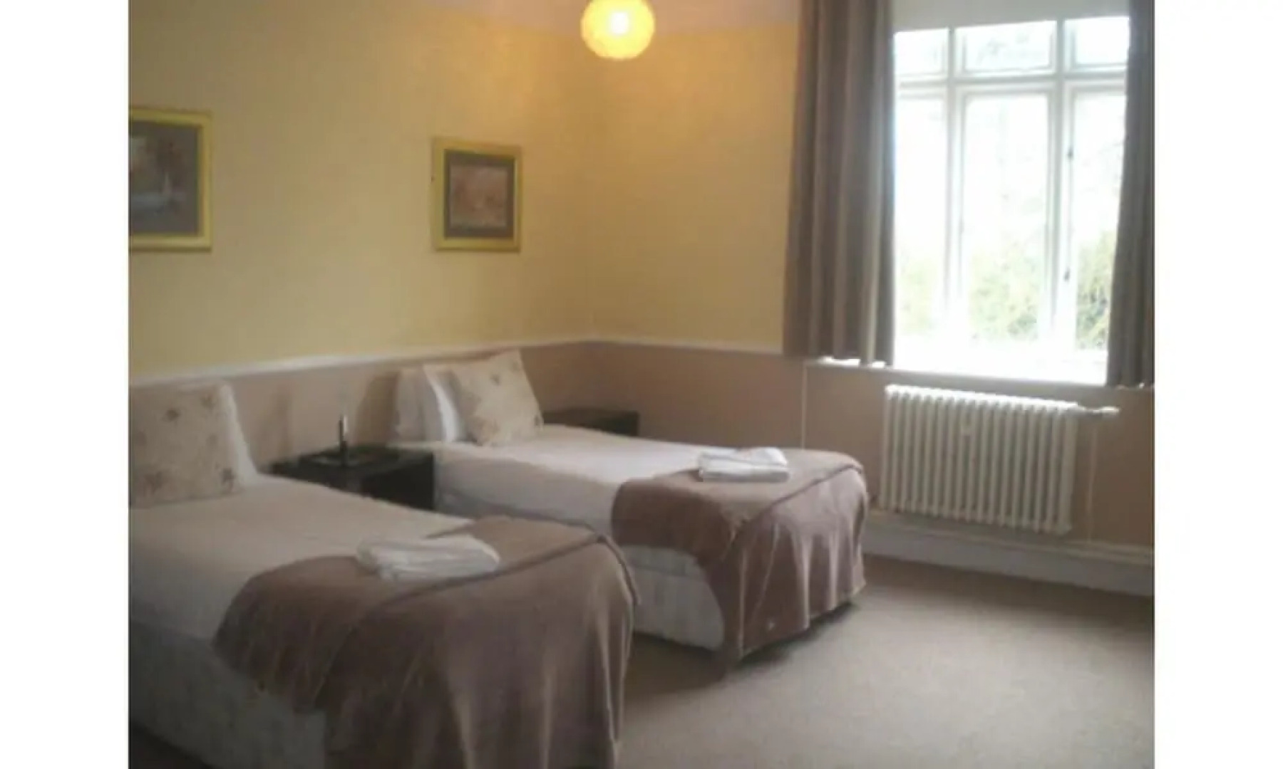 The Admiral Cunningham Hotel