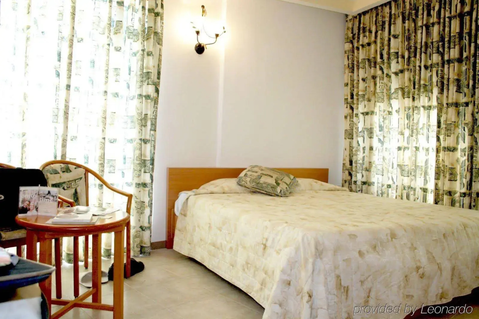 The Golden Walls Hotel
