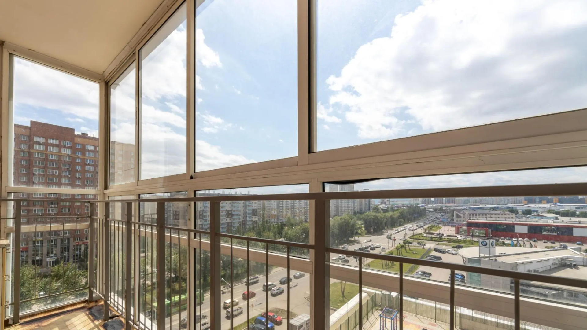 Суточно на улице Алексеева 48А