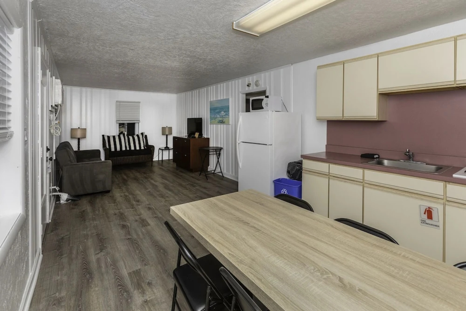 Alante Oceanfront Motel