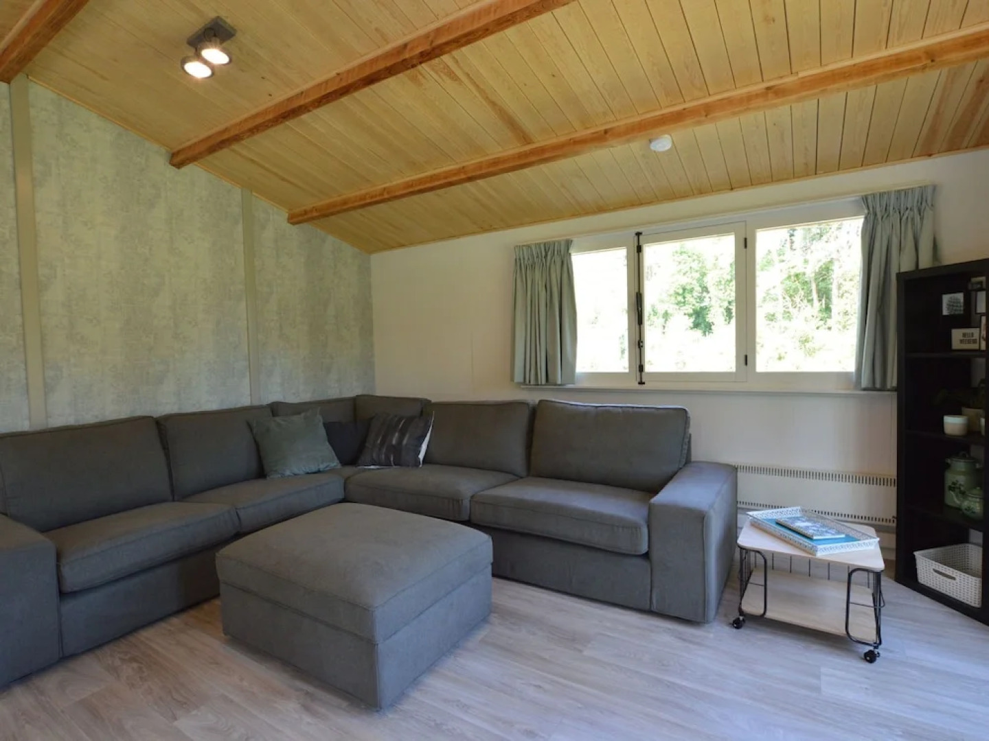 Beautifully Furnished Chalet With a Huge Garden in the Middle of Nature