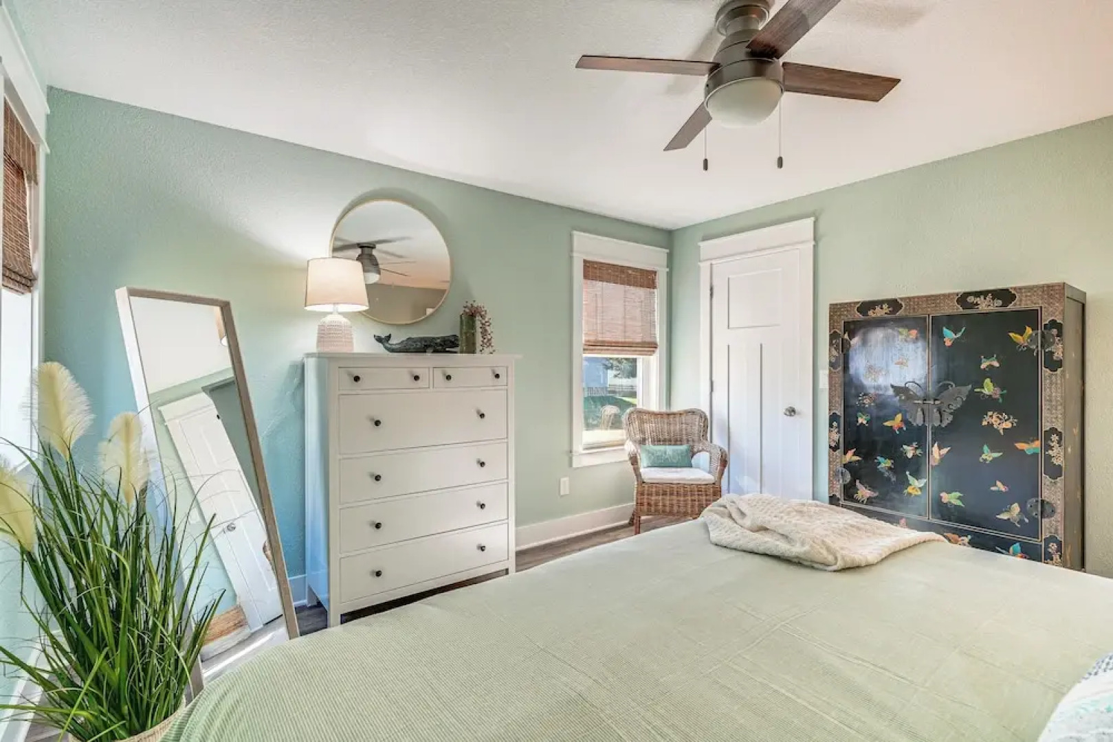 Walk to Beach: Apt w/ Private Hot Tub!