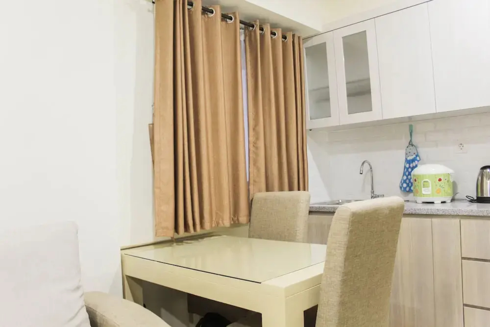 Best And Homey 2Br With Sofa Bed At Meikarta Apartment