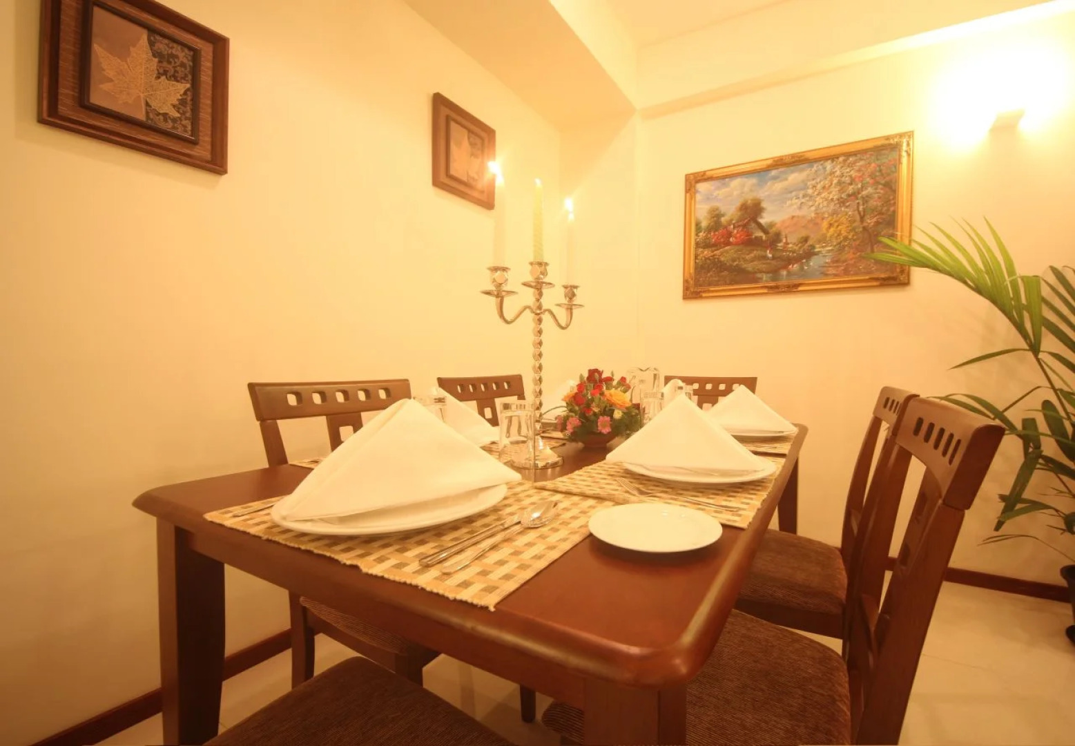 Unique Towers Luxury Boutique Suites