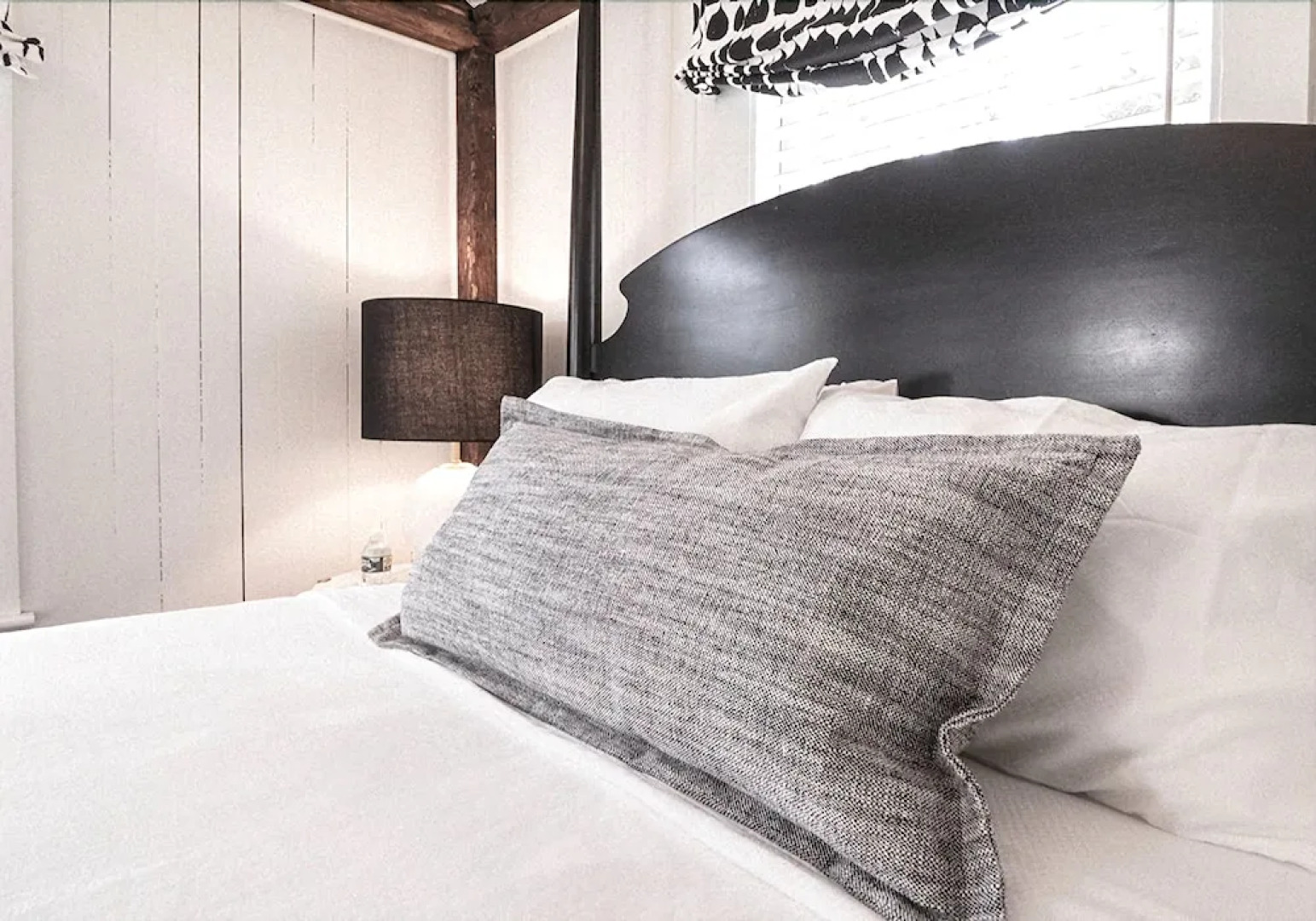 The Deacon & James Pharmacy B&B