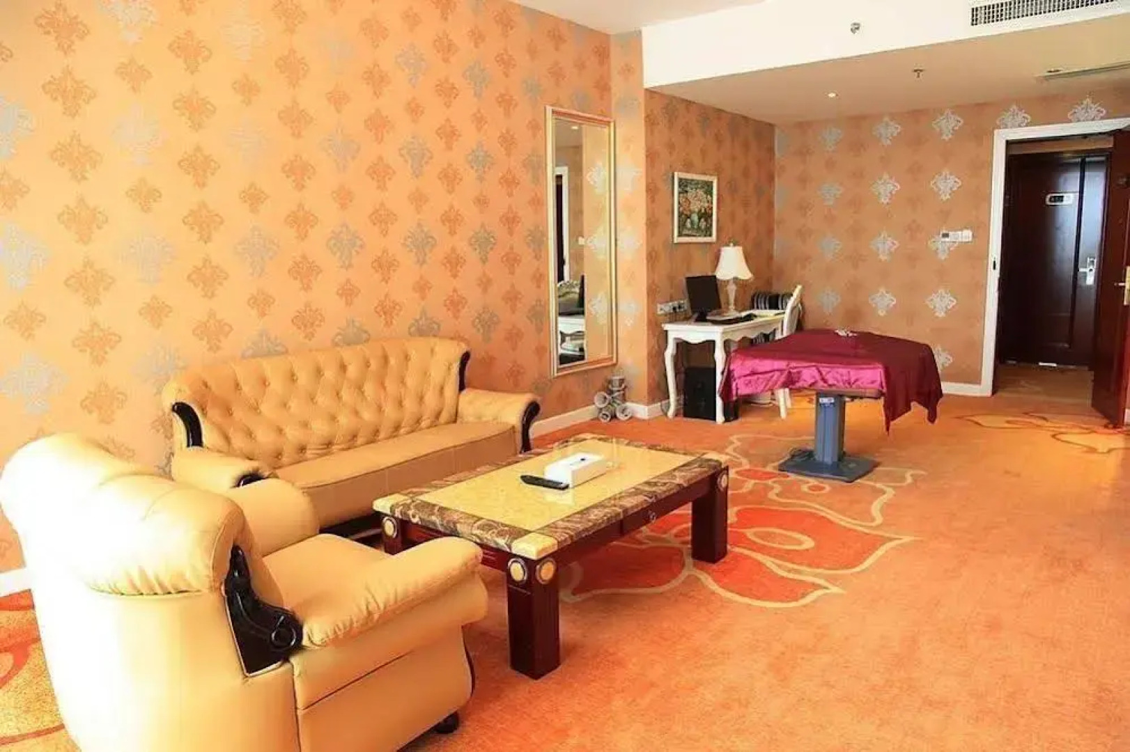 Li Tai International Hotel