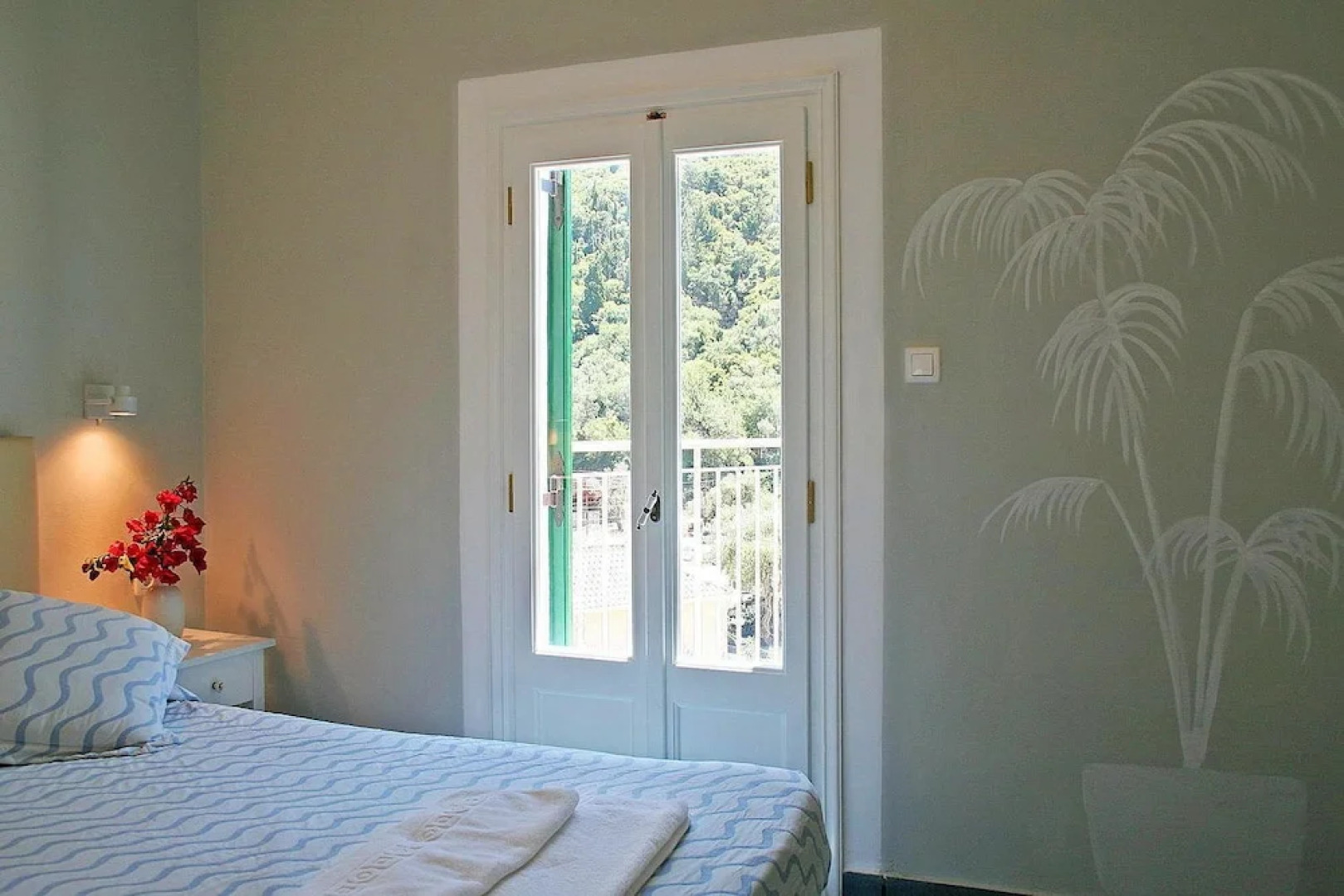 Zefiros Traditional Hotel