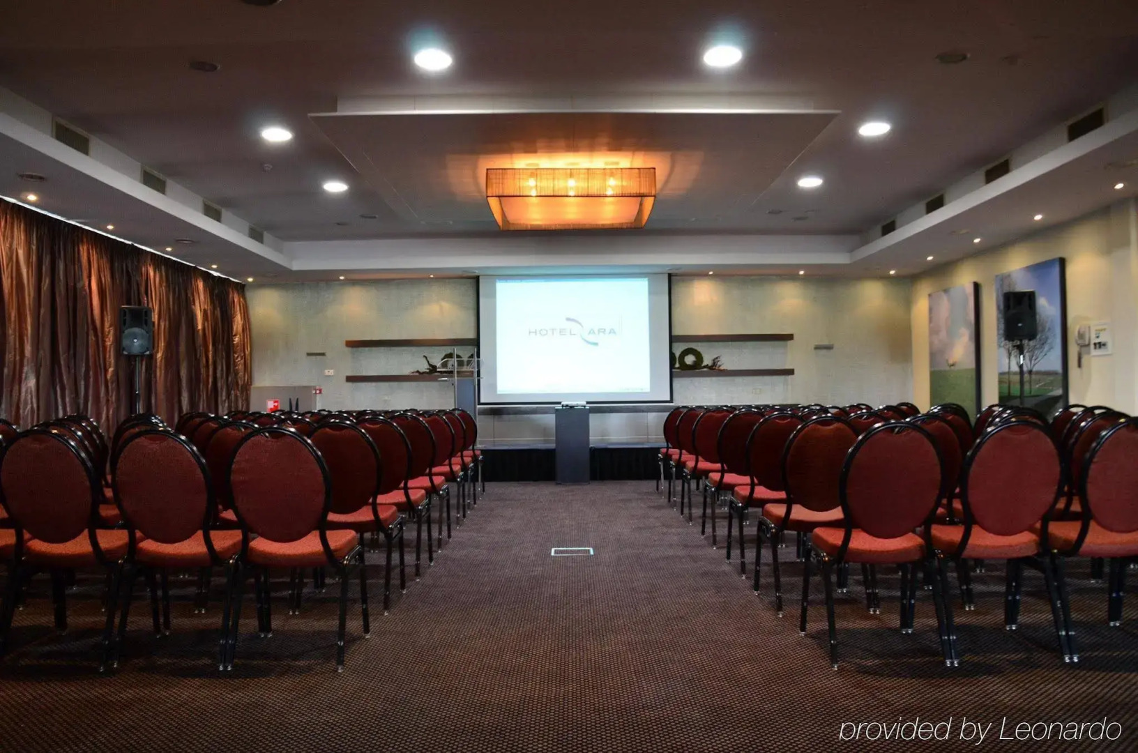 Van der Valk Hotel ARA