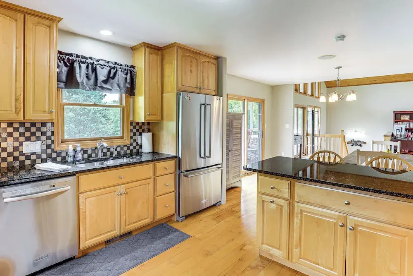 Mtn Views & Hot Tub: 6-acre Blue Ridge Retreat!