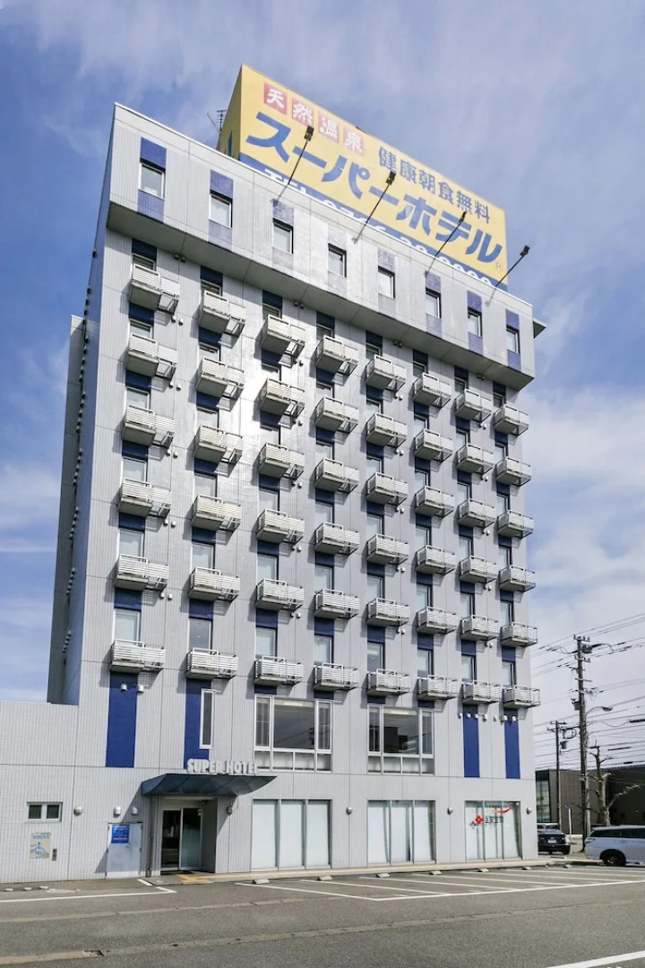 Super Hotel Takaoka Ekinan