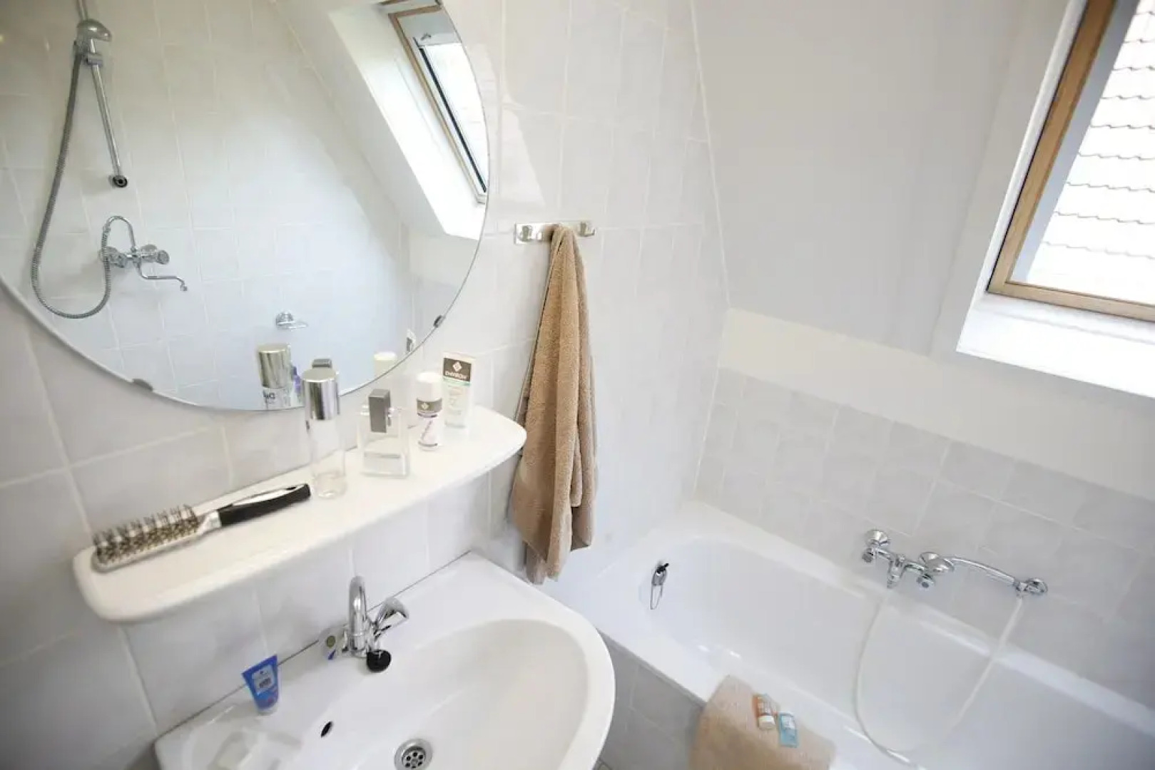 Detached House With Garden Near the Mookerplas