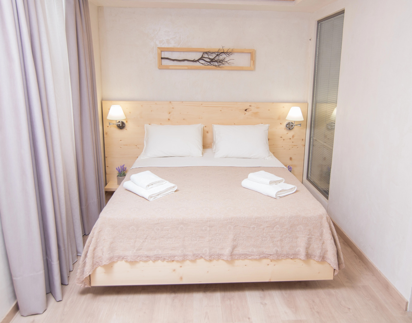 Panellinion Luxury Rooms