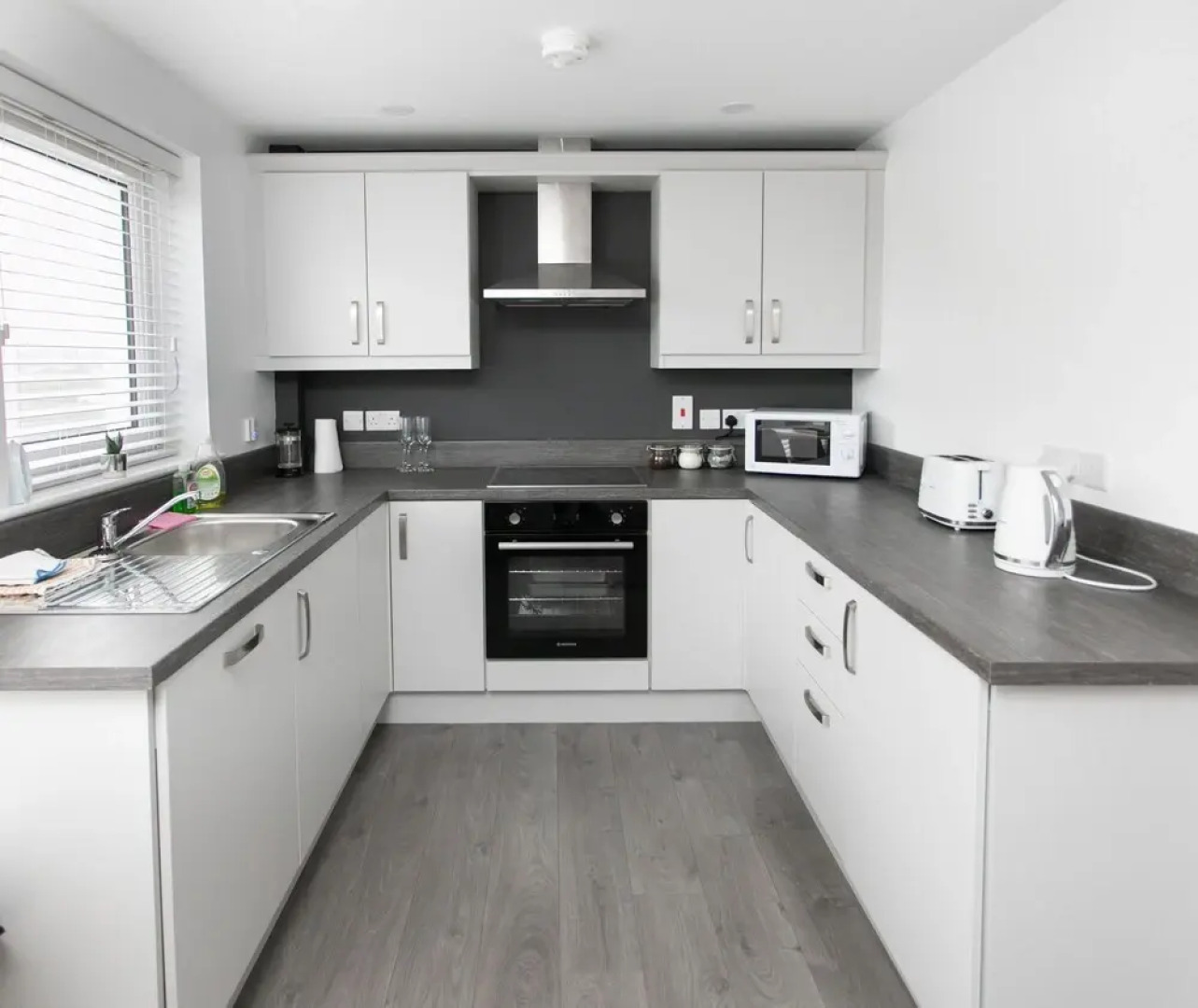 Coast & City - Eglinton Street