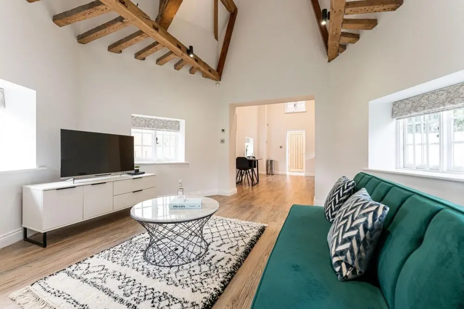 Luxury Converted 1 Bedroom Rugby Near M1 and M6