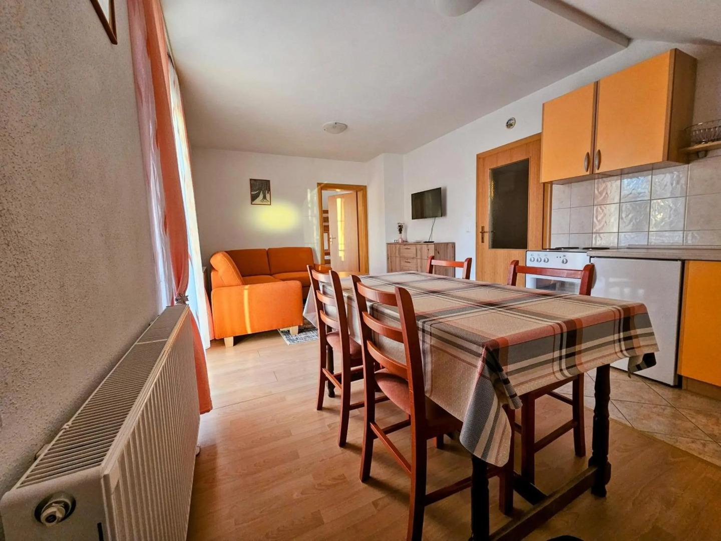Apartman M. Rados