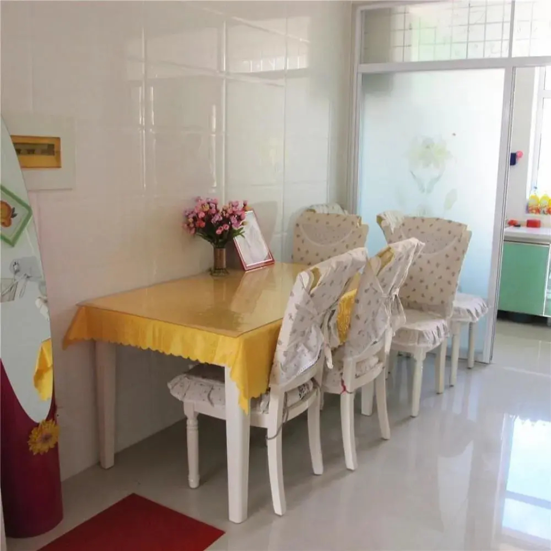Desert Populus Family Hotel