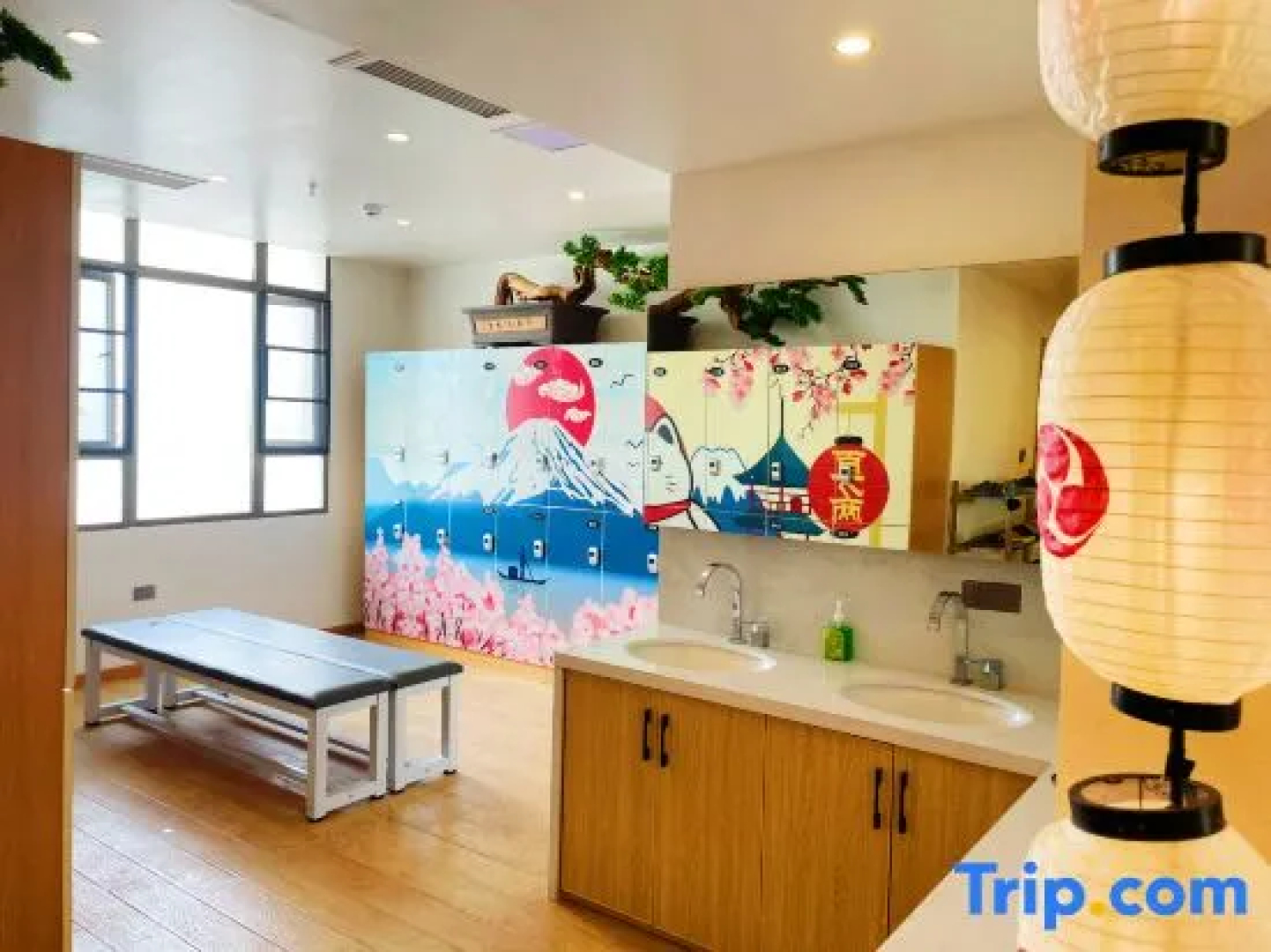 Huigan Yonghong Hotel