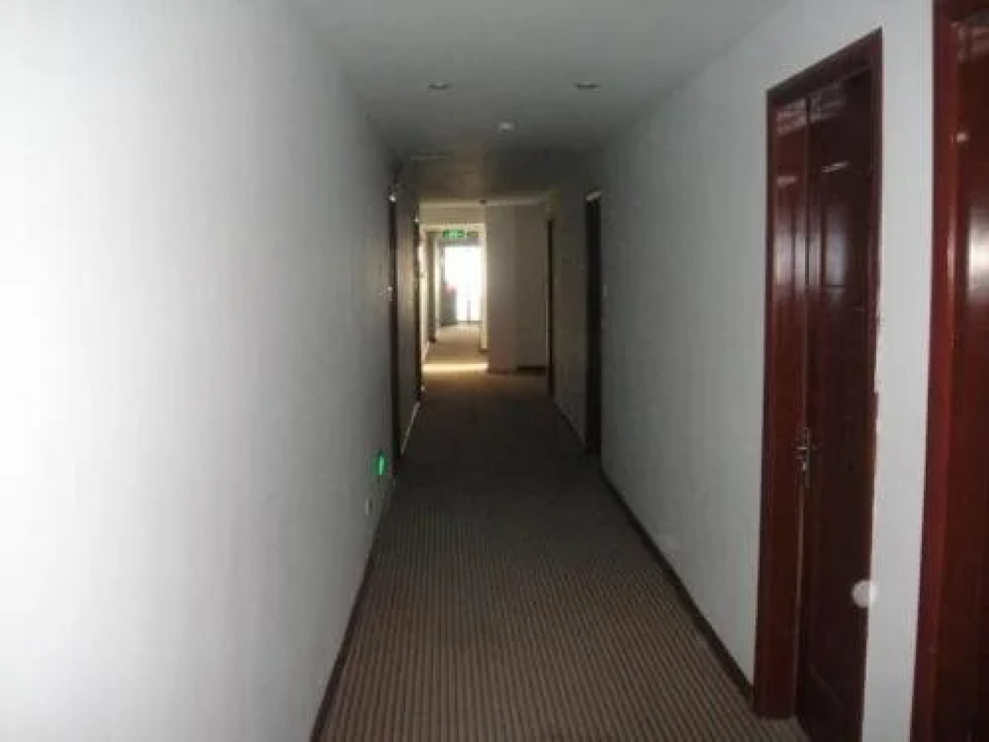 Super 8 Hotel Dunhuang Feng Qing Cheng