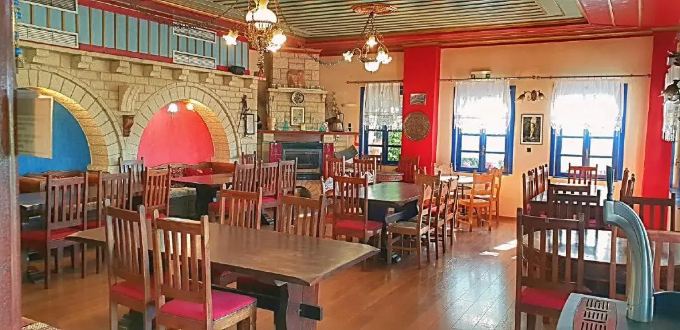 Zarkada Archontiko Hotel