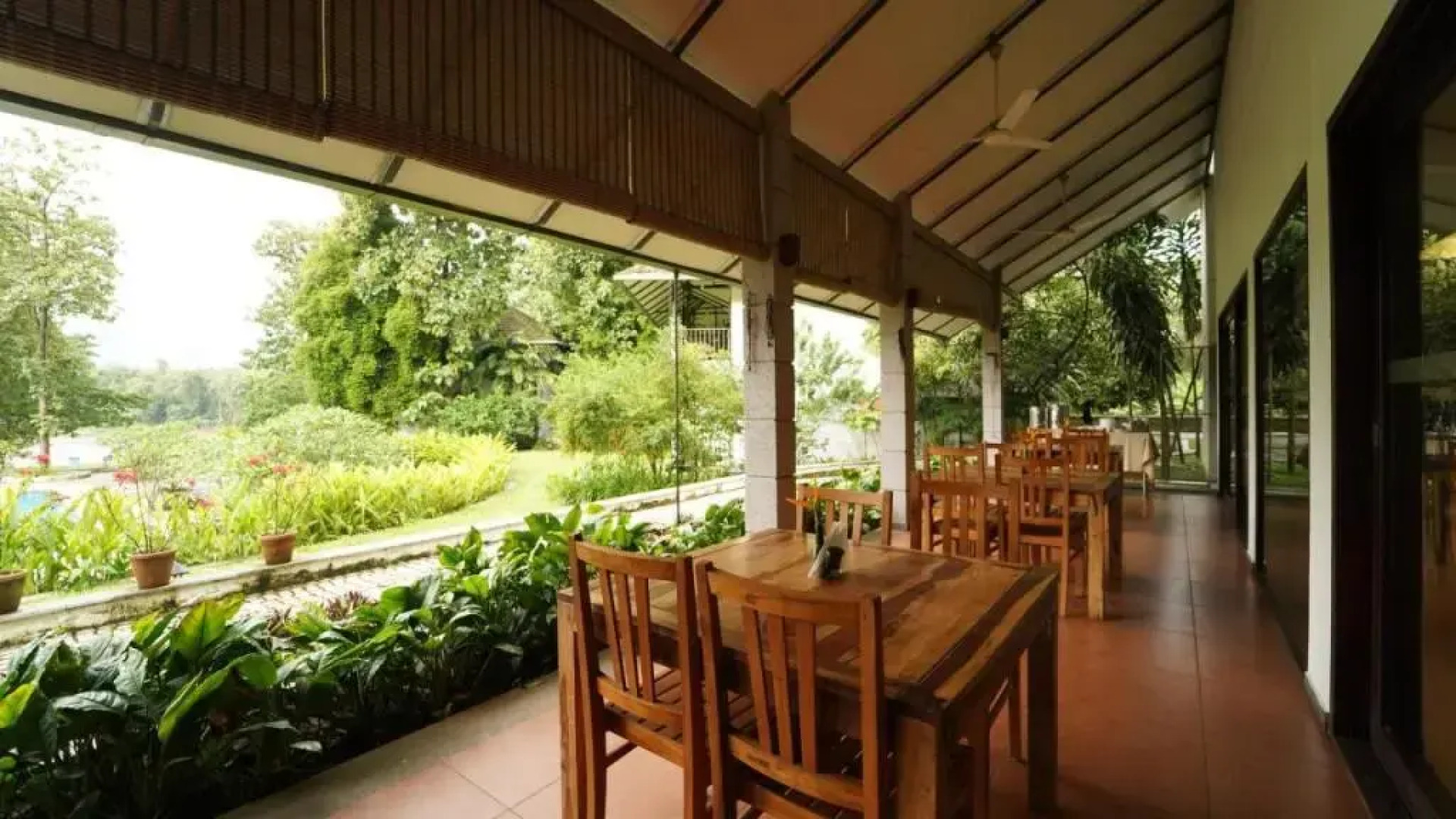 Whispering Waters Resorts Cochin