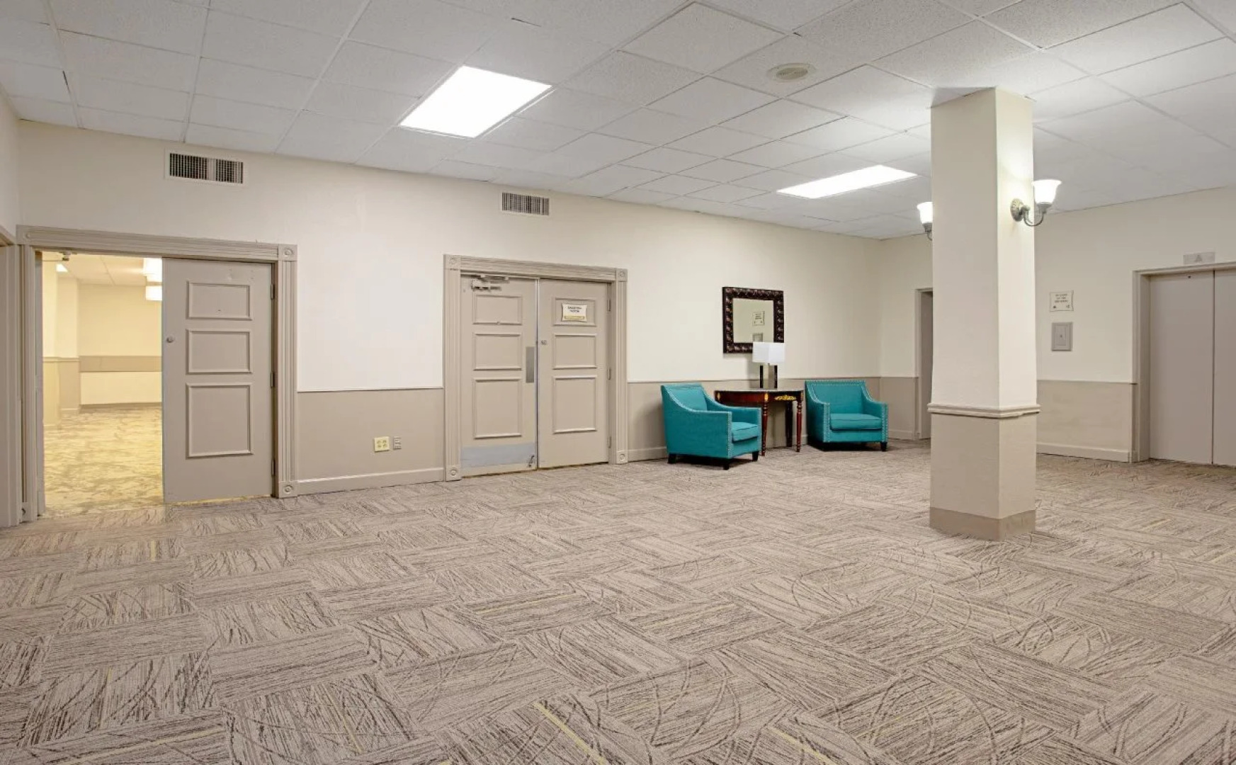 Red Roof Inn PLUS+ Wichita East