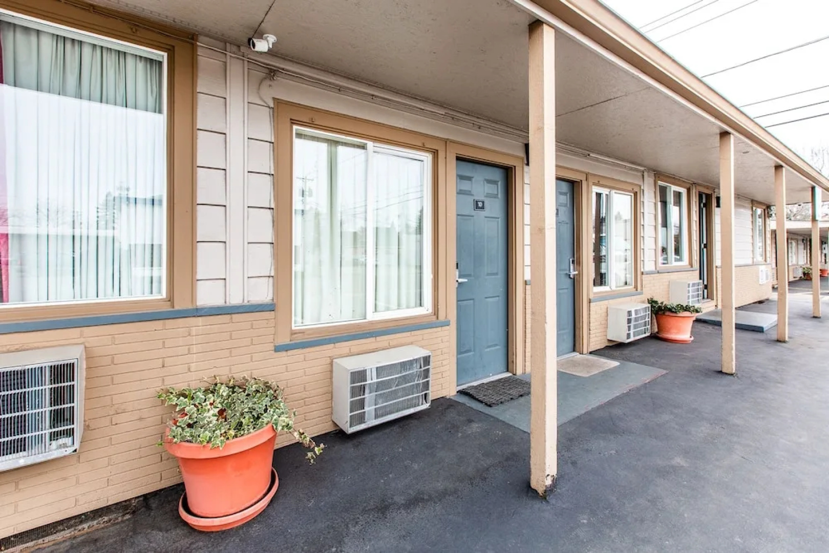 Autzen Inn