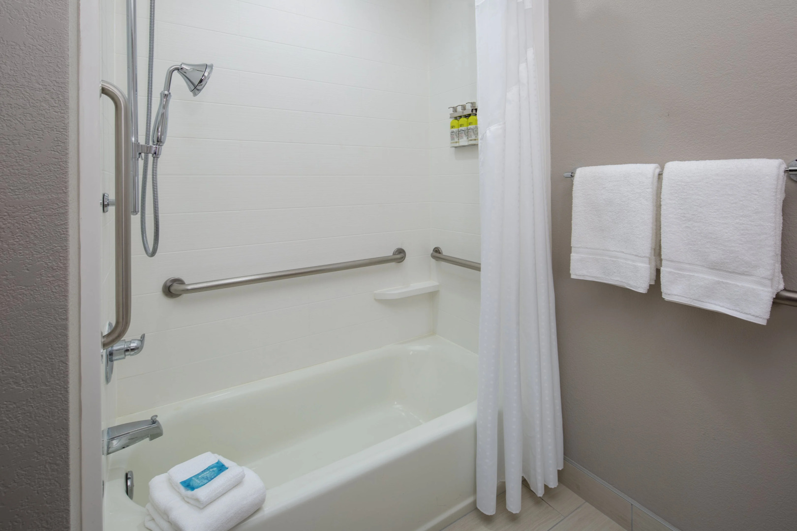 Holiday Inn Express Surprise by IHG
