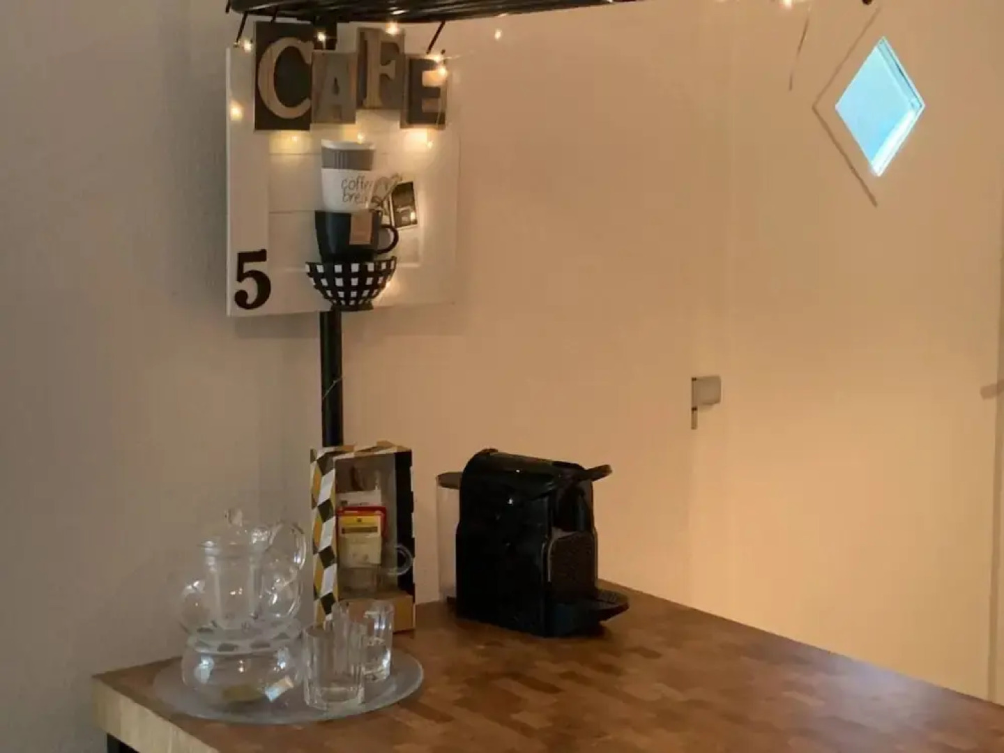 Charming 2-bed Apartment in Arlesheim 15 min Basel