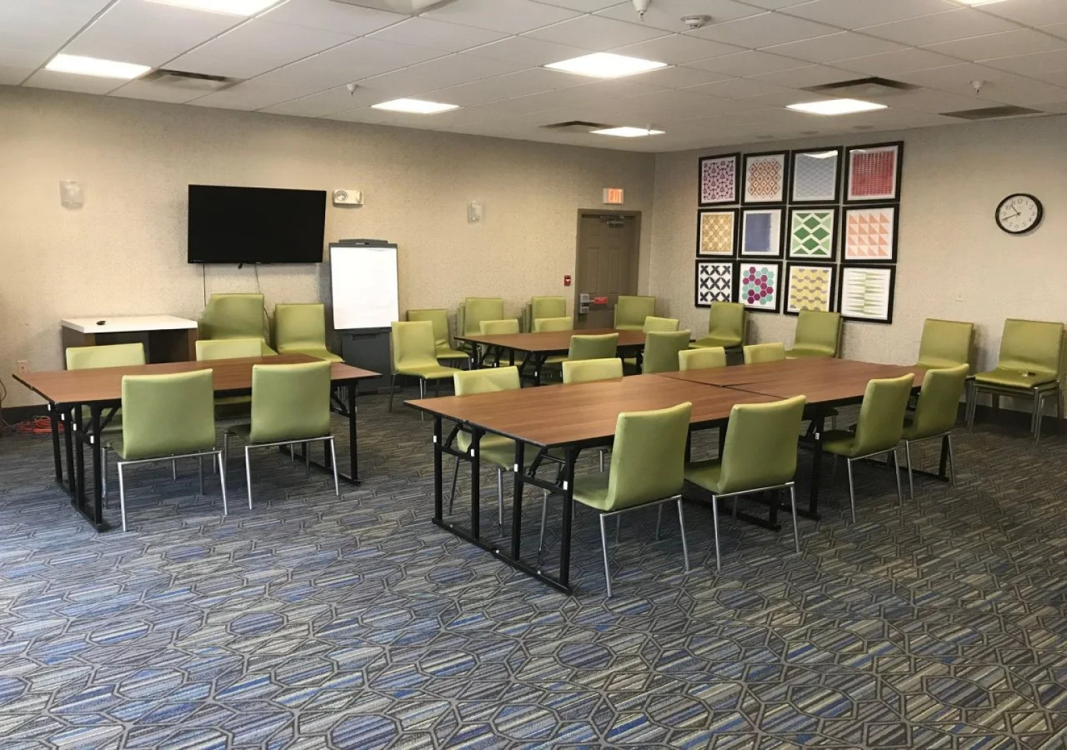 Holiday Inn Express & Suites Maryville by IHG