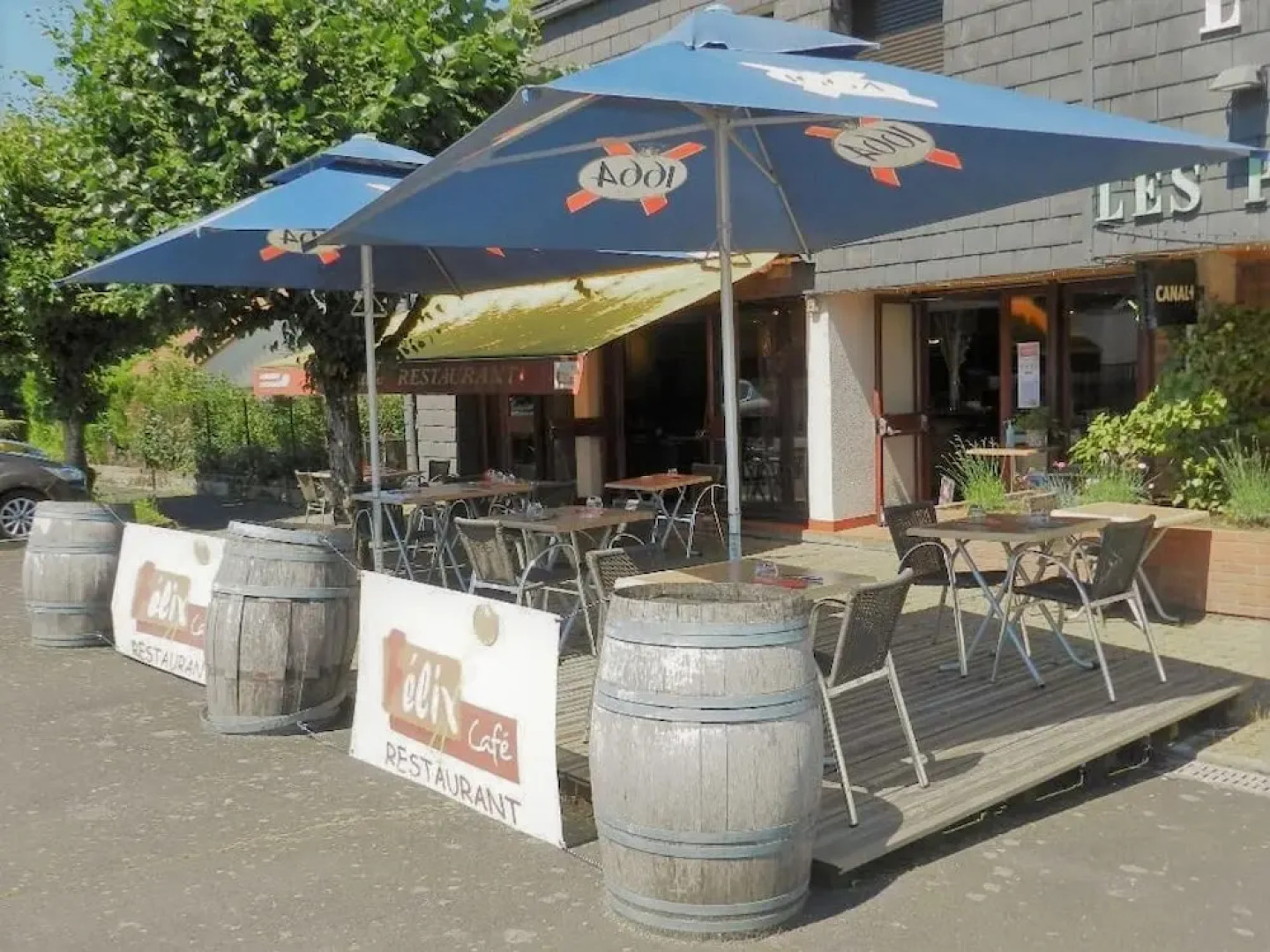 Les Provinciales Hotel & Restaurent