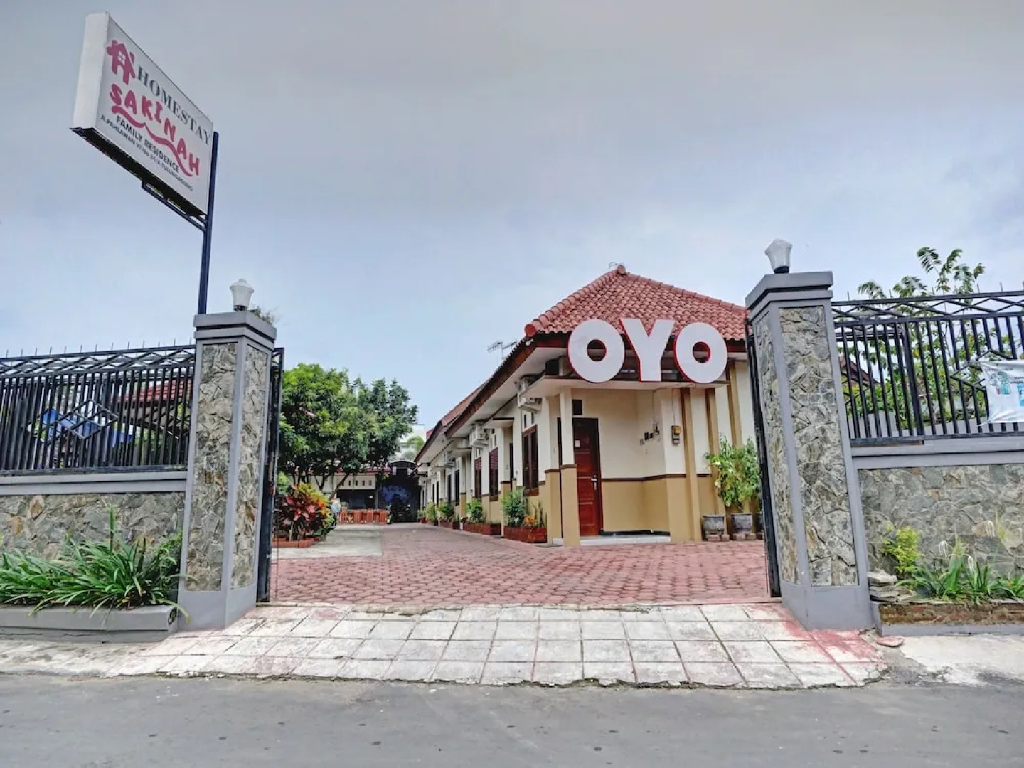 Sakinah Family Residence by OYO Rooms