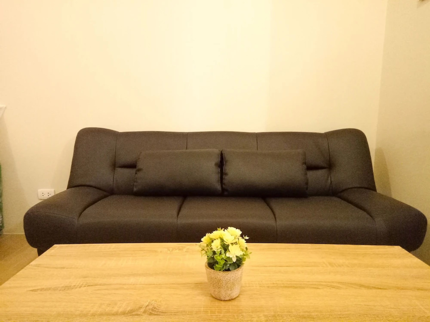 Airport T3 Newport Condotel