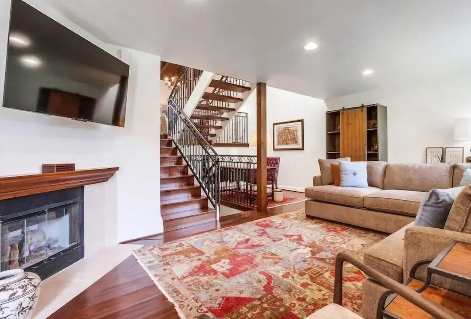 Sbtc161 3 Bedroom Condo