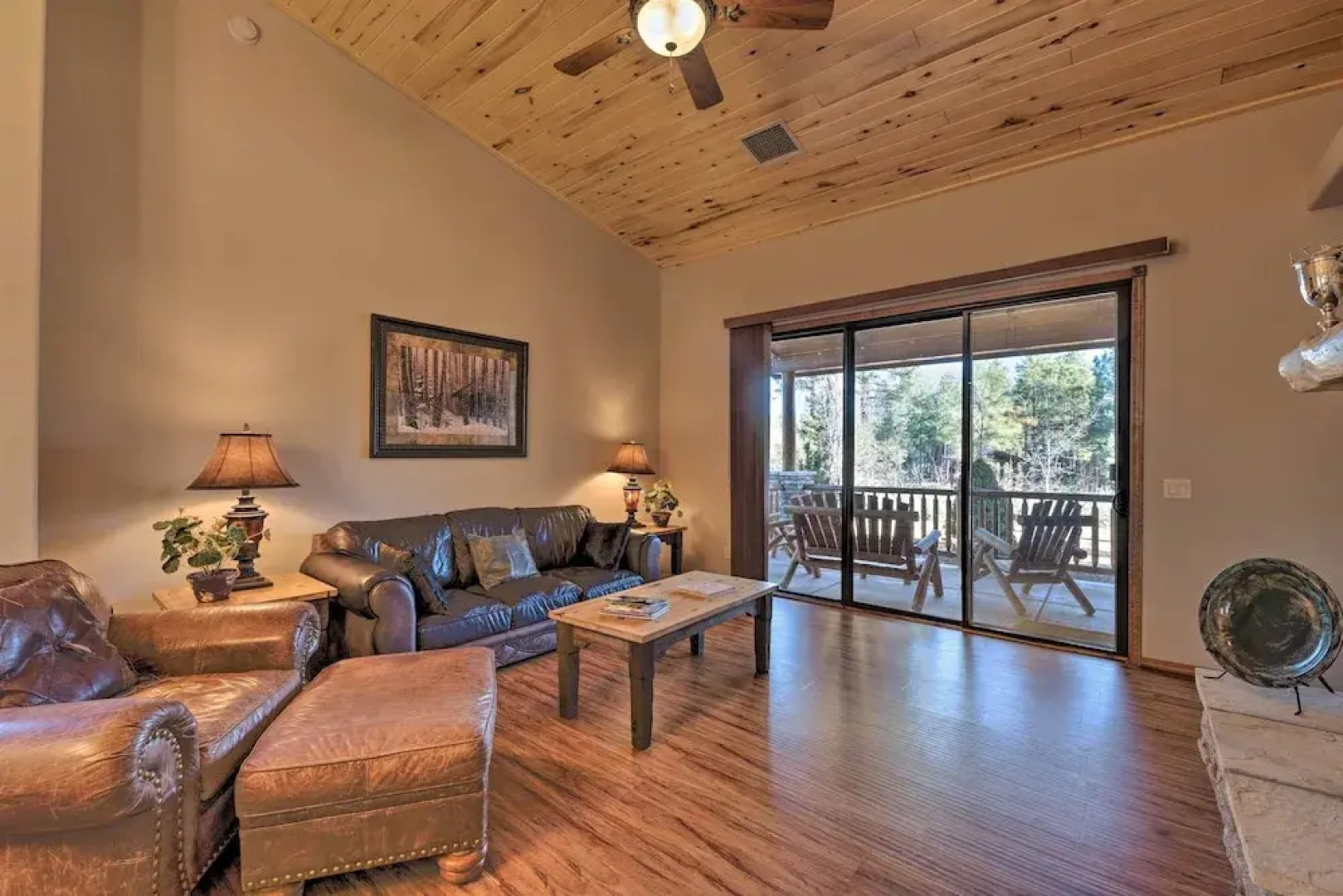 Spacious & Lovely Getaway w/ Deck in Show Low!