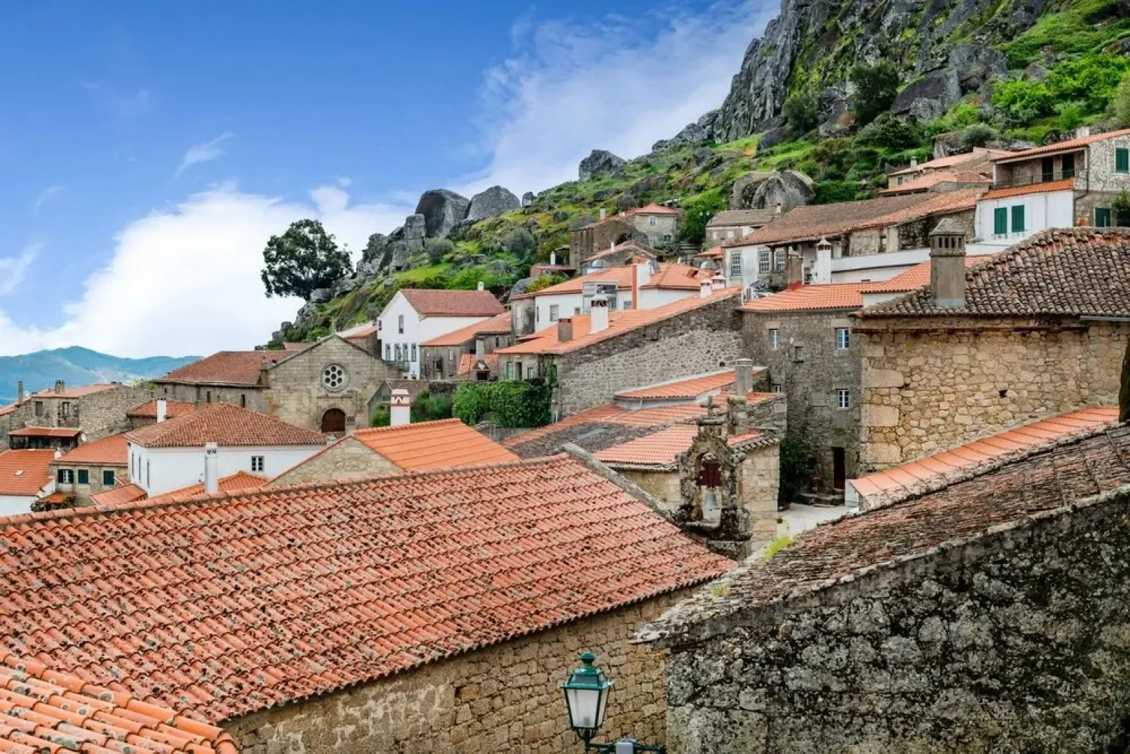 Casa das 10 Janelas at Monsanto