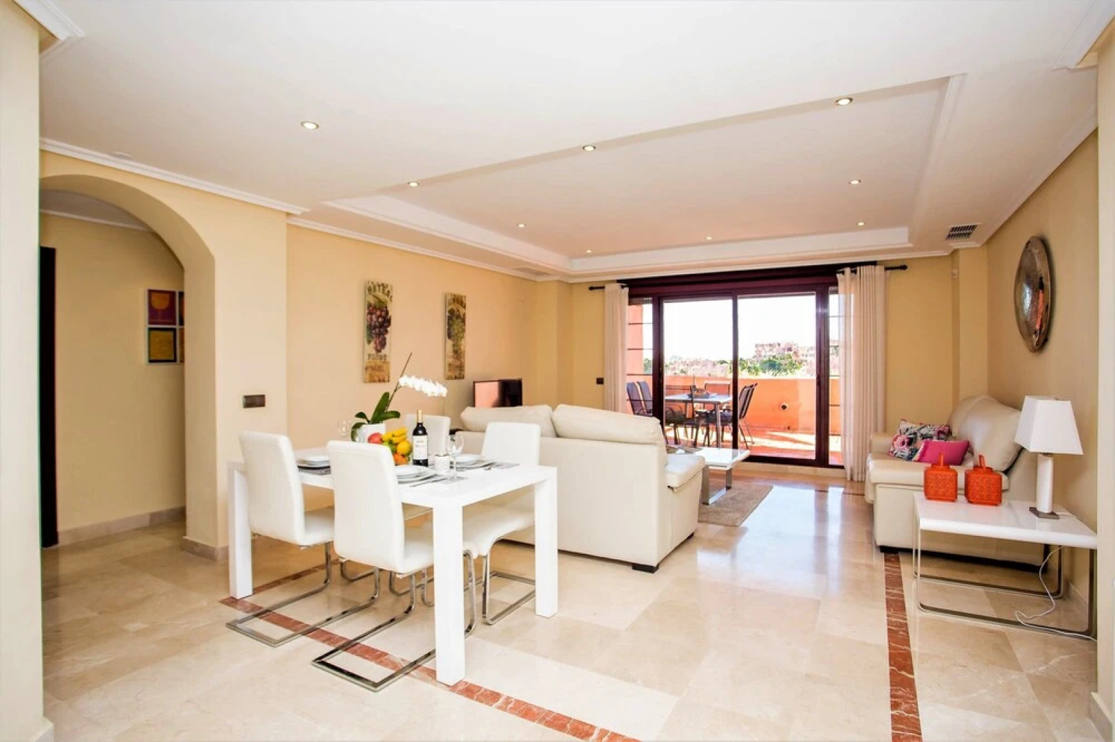 2 Bed Apartment with Mountain and Sea Views VDS33